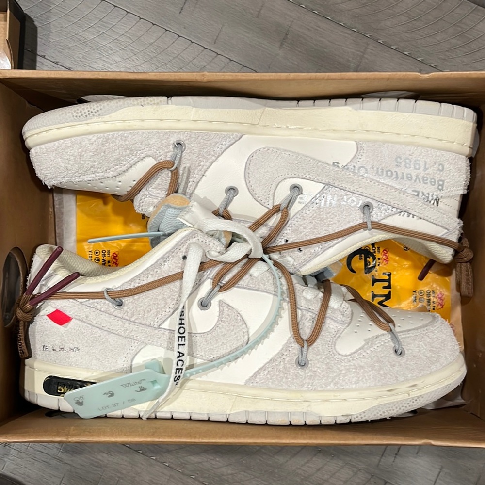 Nike Dunk- Off White Lot 37 of 50